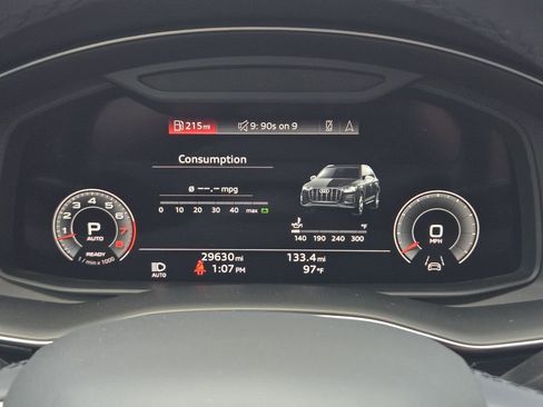 Used 2023 Audi Q7 3.0T Premium Plus AWD/4WD image 17