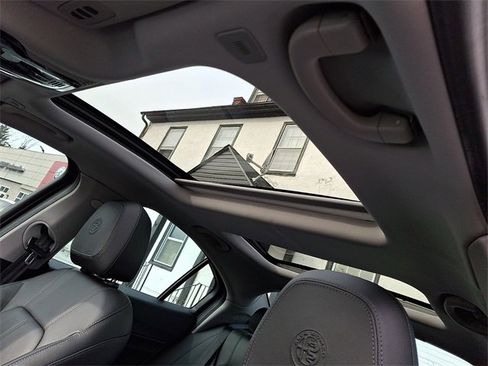 Used 2020 Alfa Romeo Giulia Base w/ Nero Edizione image 15