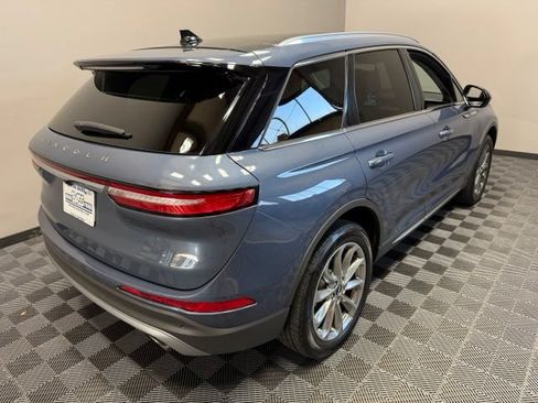 Used 2022 Lincoln Corsair AWD w/ Premium Package image 8