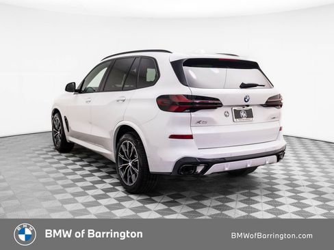 New 2026 BMW X5 xDrive40i w/ Executive Package image 3