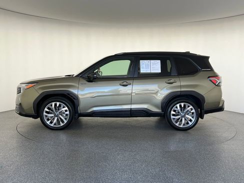 Certified 2025 Subaru Forester Touring w/ Touring Package AWD/4WD image 8