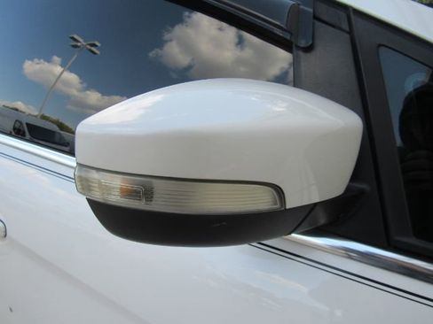 Used 2017 Ford C-MAX Titanium w/ Equipment Group 301A image 24