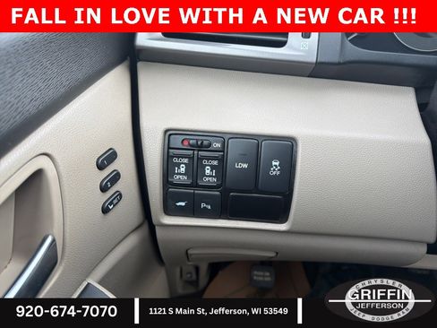 Used 2015 Honda Odyssey Touring Elite image 24