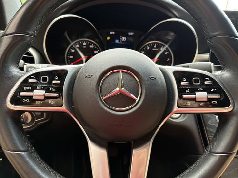 Used 2020 Mercedes-Benz GLC 300 4MATIC image 9