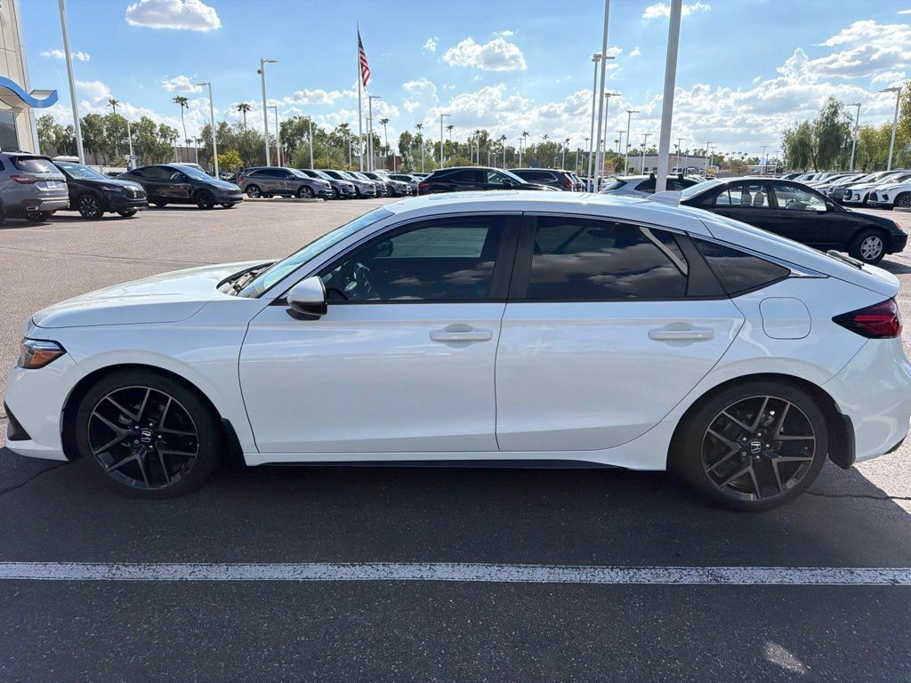 Used 2024 Honda Civic Sport Touring image 8