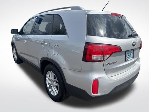 Used 2015 Kia Sorento LX AWD/4WD image 5