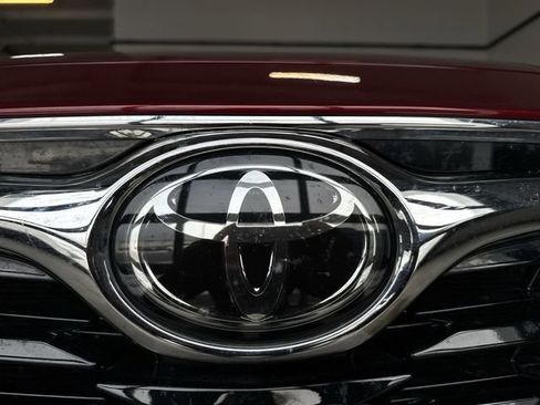 Used 2020 Toyota Highlander Limited image 32