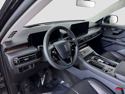 Used 2025 Lincoln Aviator Reserve w/ Jet Appearance Package image 19