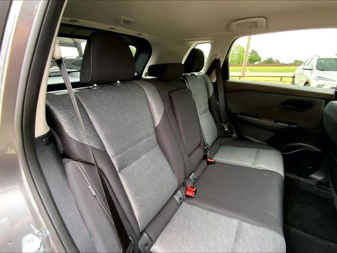 Used 2021 Nissan Rogue S AWD/4WD image 19