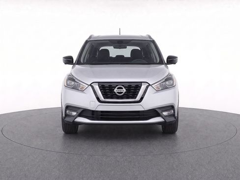 Used 2019 Nissan Kicks SR FWD image 5