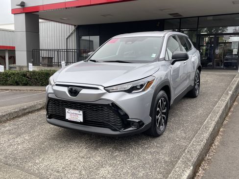 Certified 2025 Toyota Corolla Cross AWD Hybrid image 3
