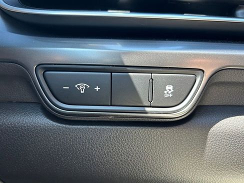 Used 2025 Kia Carnival SX FWD image 20