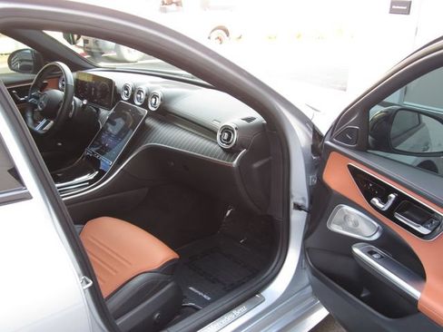 Certified 2022 Mercedes-Benz C 300 4MATIC Sedan image 18