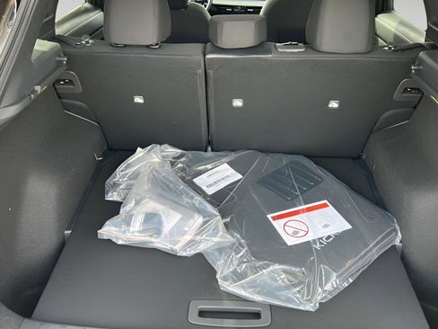 New 2026 Nissan Kicks SV image 10