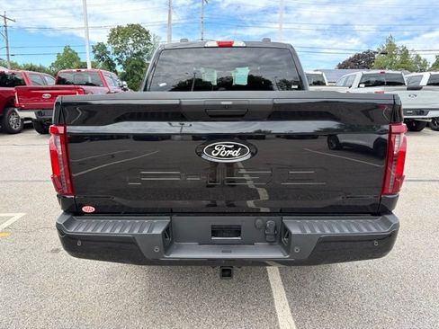 New 2026 Ford F150 XLT w/ XLT Black Appearance Package AWD/4WD image 4
