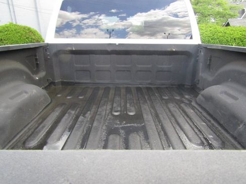 Used 2024 RAM 2500 Big Horn w/ Off Road Package AWD/4WD image 21