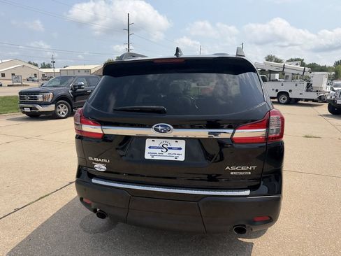 Used 2022 Subaru Ascent Limited w/ Technology Package AWD/4WD image 6