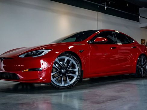 Used 2022 Tesla Model S Standard Range AWD/4WD image 1