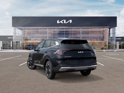 Certified 2026 Kia Sportage LX FWD image 4