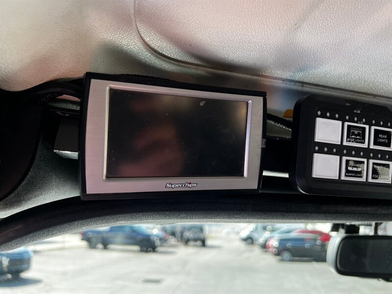 Used 2013 Jeep Wrangler Unlimited Rubicon w/ Connectivity Group AWD/4WD image 41