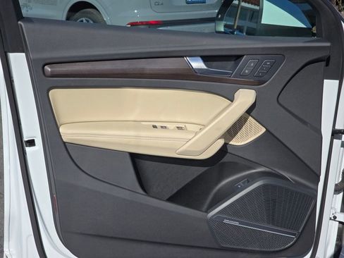 Used 2022 Audi Q5 2.0T Premium Plus w/ Premium Plus Package image 19