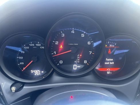 Used 2018 Porsche Macan image 22