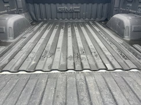 Used 2022 GMC Sierra 1500 Elevation w/ Elevation Premium Package image 16