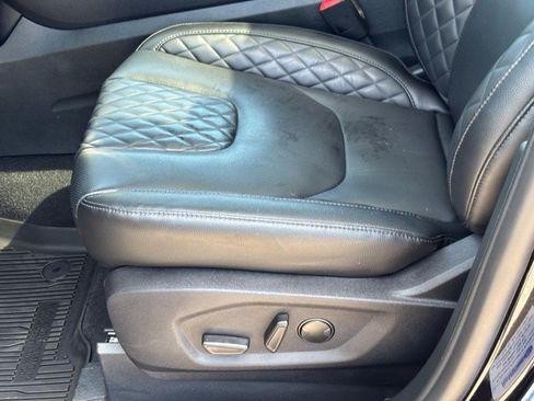 Used 2024 Ford Edge Titanium w/ Equipment Group 301A AWD/4WD image 16