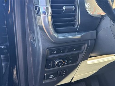 Used 2022 Ford F150 Lariat w/ Equipment Group 502A High image 23