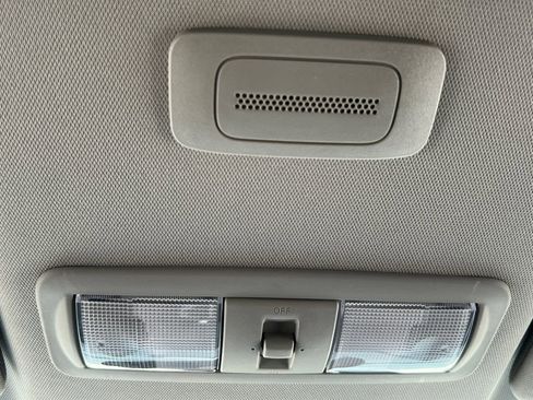 Certified 2023 Nissan Frontier SV w/ Technology Package RWD image 7