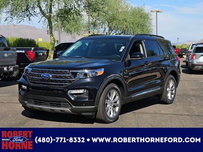 New 2024 Ford Explorer XLT w/ Equipment Group 202A
