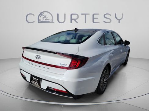 Used 2023 Hyundai Sonata Limited FWD image 3