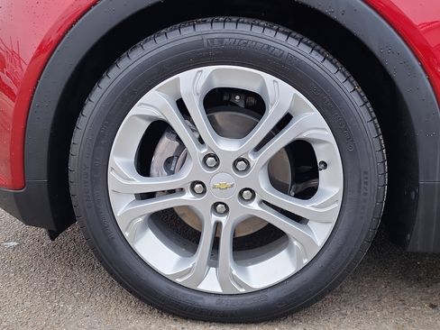 Used 2020 Chevrolet Bolt LT image 9