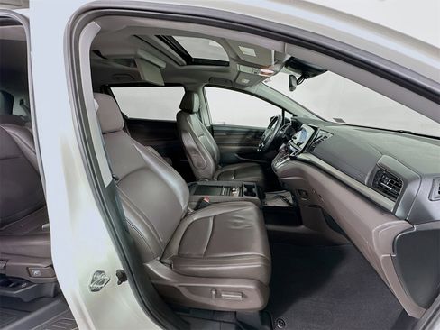Used 2018 Honda Odyssey Touring image 31