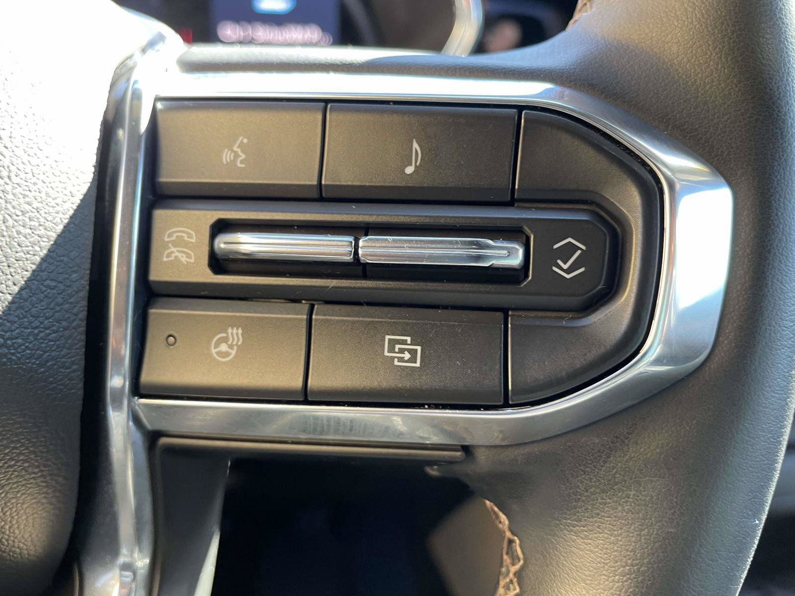 Used 2023 GMC Canyon Denali AWD/4WD image 22