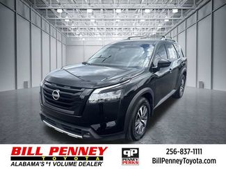Used 2023 Nissan Pathfinder SL w/ Black Appearance Package FWD 360° Tour