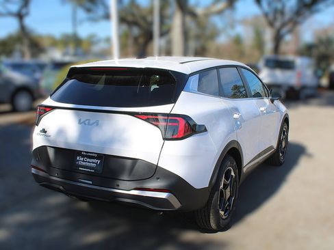 New 2026 Kia Sportage EX FWD image 7