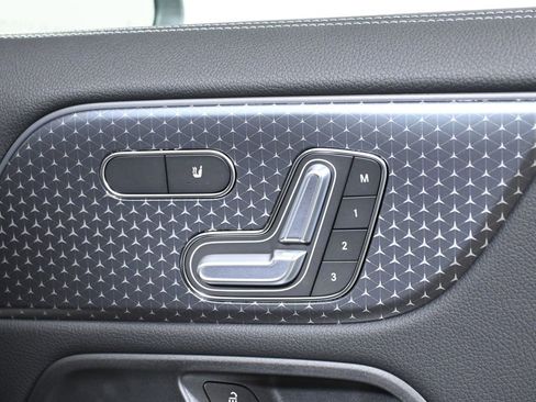 New 2025 Mercedes-Benz GLA 250 4MATIC image 24