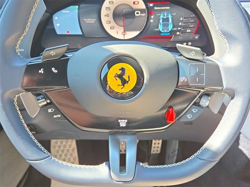 Used 2023 Ferrari Roma image 9