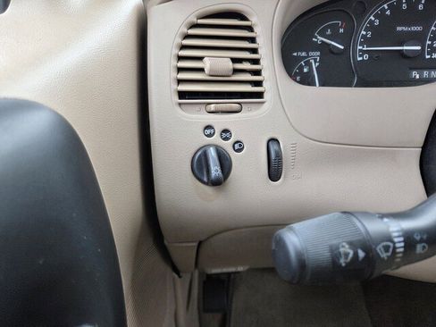 Used 2002 Ford Ranger XLT image 29