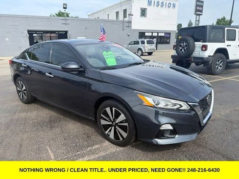 Used 2020 Nissan Altima 2.5 SV AWD/4WD image 1