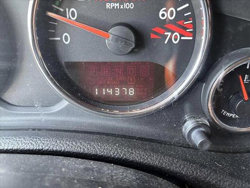 Used 2014 Jeep Wrangler Unlimited Rubicon image 14