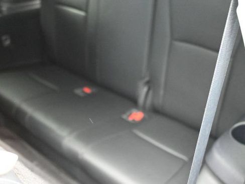 Used 2023 Toyota Highlander Platinum FWD image 21