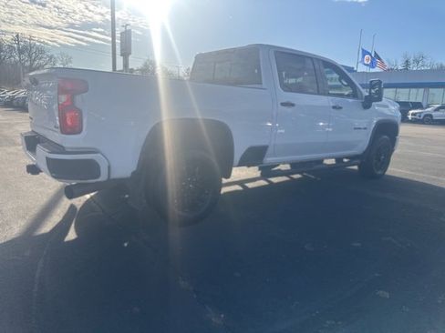 Used 2023 Chevrolet Silverado 3500 LTZ w/ LTZ Plus Package image 13