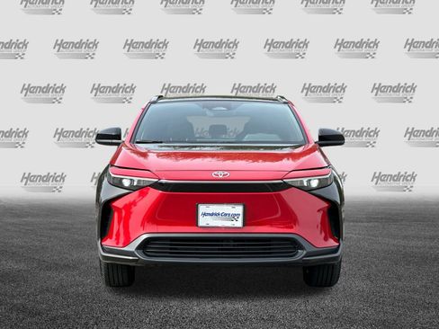 Used 2023 Toyota bZ4X XLE w/ Weather Package image 10