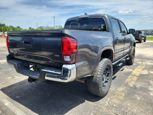 Used 2019 Toyota Tacoma SR5 image 5