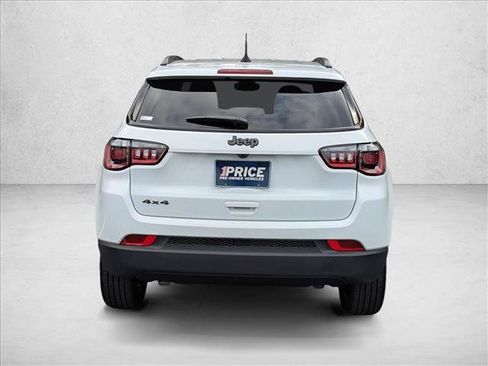 New 2026 Jeep Compass Latitude image 6