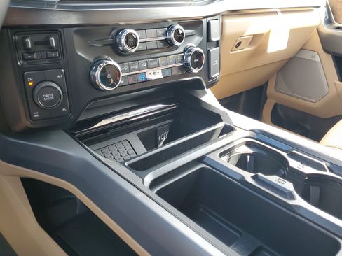 New 2026 Ford F250 Lariat AWD/4WD image 19