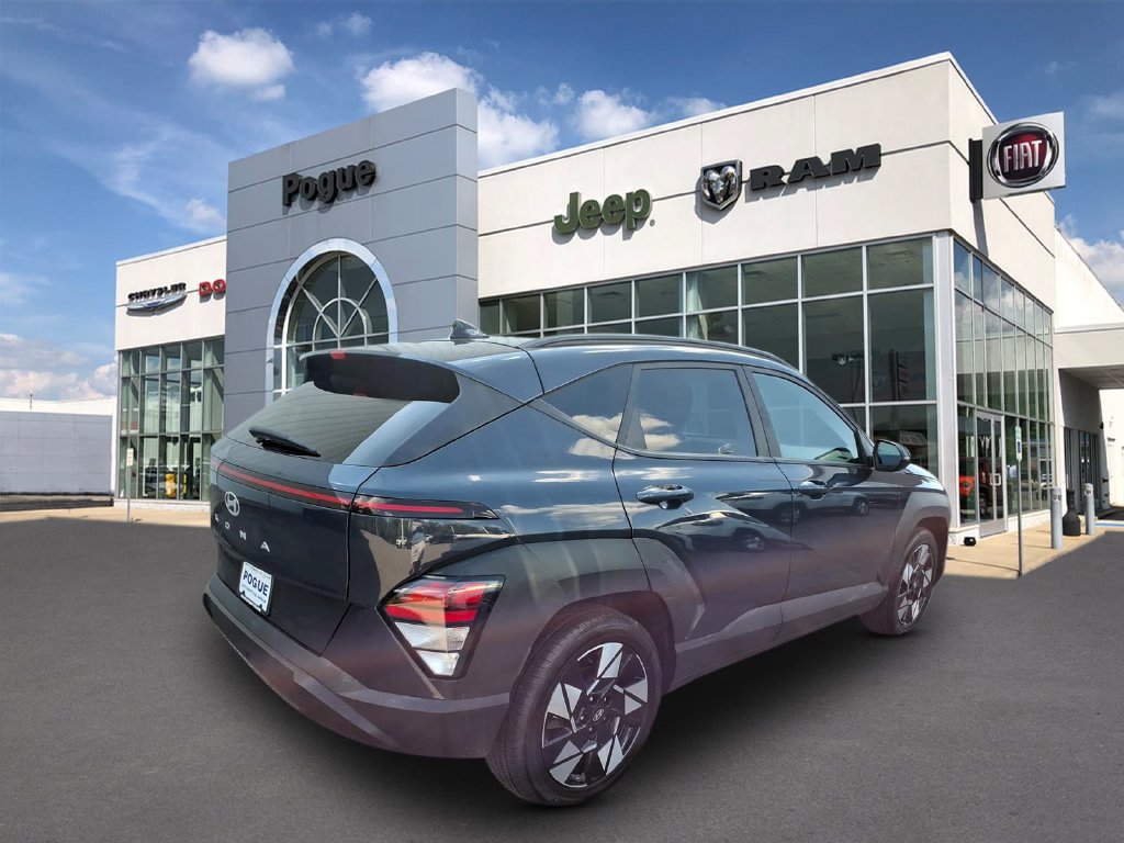 Used 2025 Hyundai Kona SEL FWD image 3