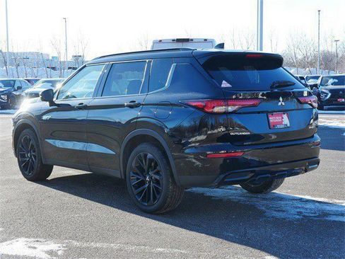 Used 2025 Mitsubishi Outlander SEL Black Edition image 5